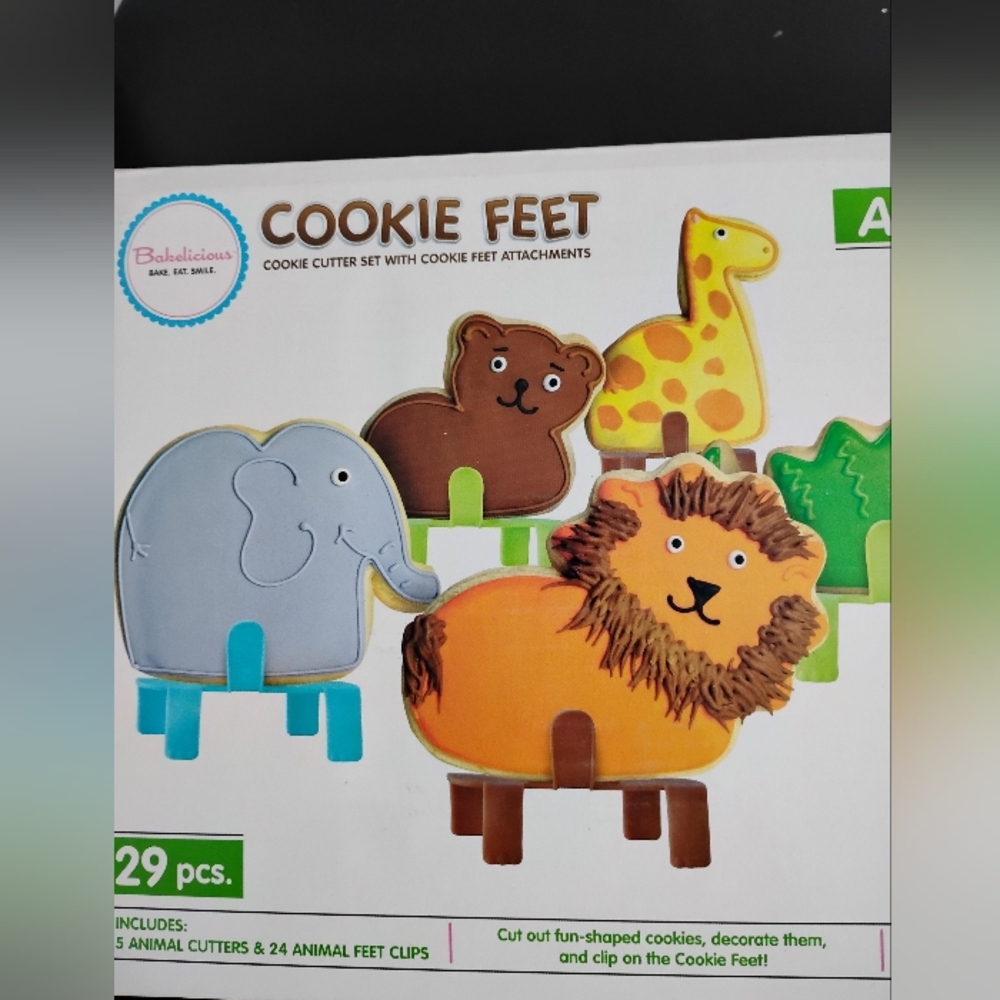 Bakelicious Cookie Feet Animal Cookie Cutter Set